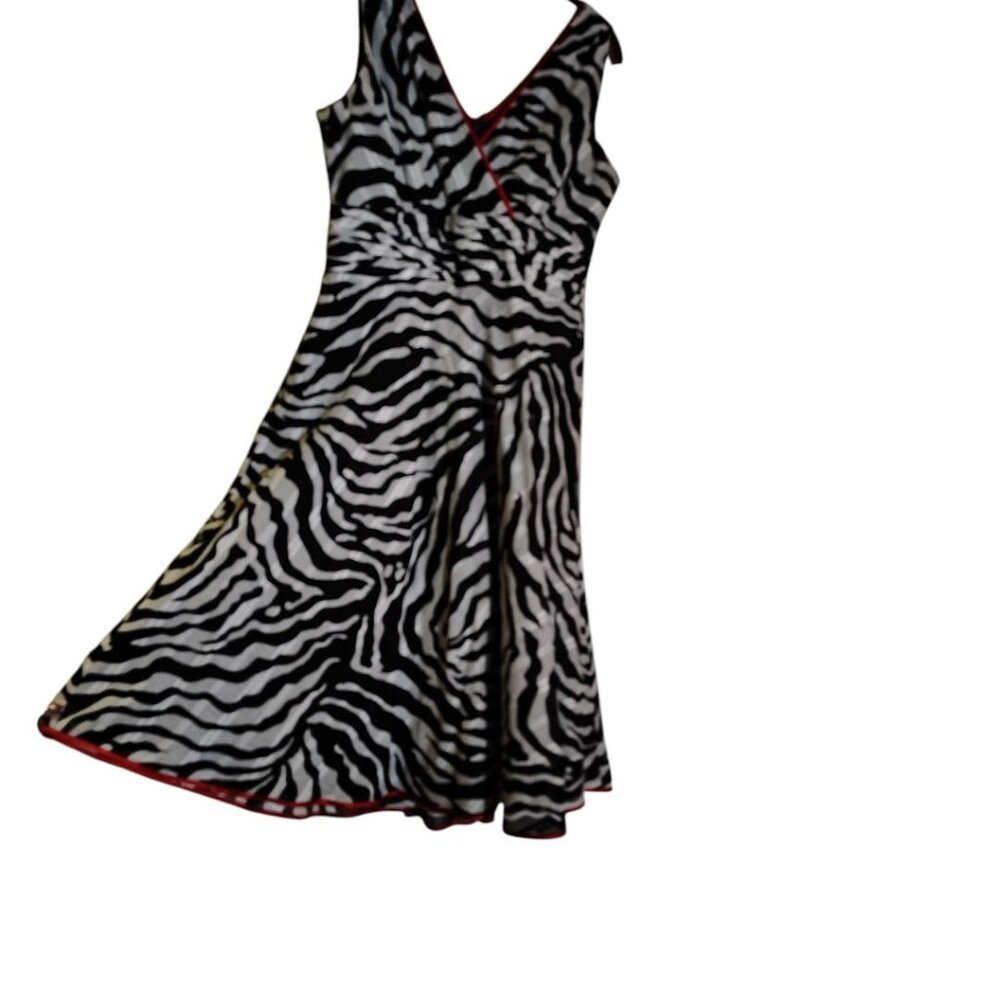 Robbie Bee Dress, Size 10, Black/White/Red Trim